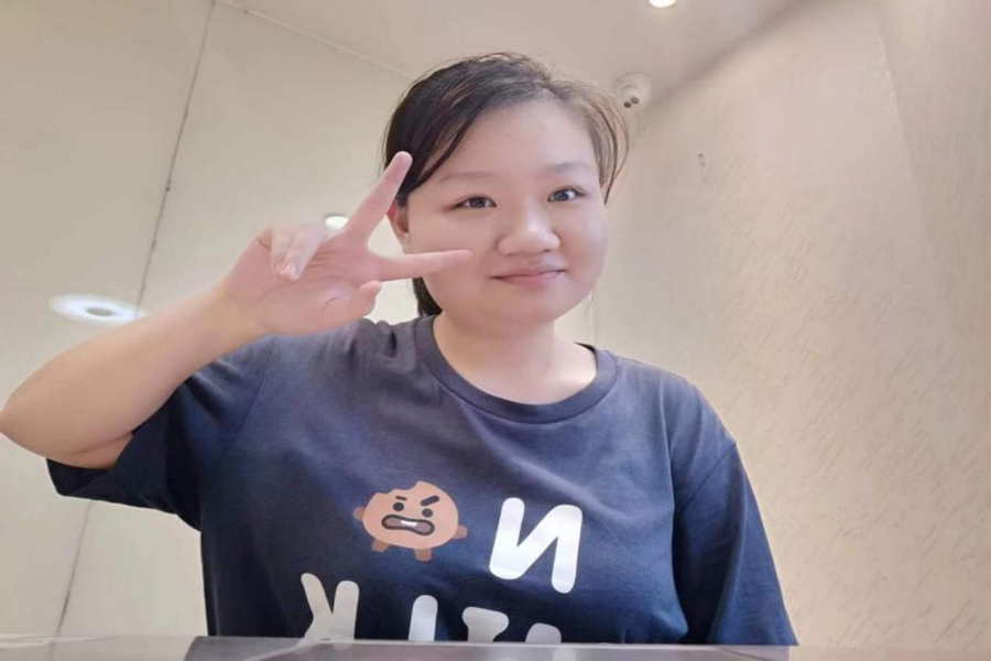 9728太阳集团郑鸿丹_副本.jpg