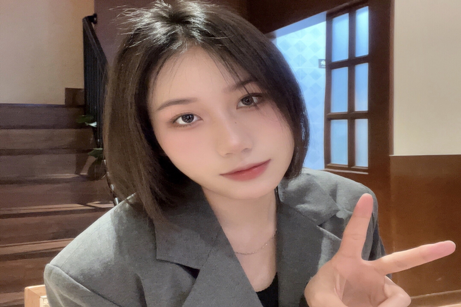 9728太阳集团梁婉仪_副本.jpg