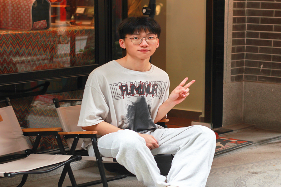 9728太阳集团詹慈欣_副本.jpg